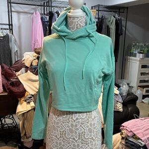 Hylete Mint Teal Active Crop Top